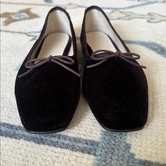 Freda Salvador Jada Velvet Flat - Picture 5 of 5